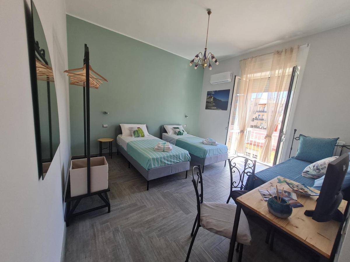 Costa Del Sole Bed & Breakfast Salerno Bagian luar foto