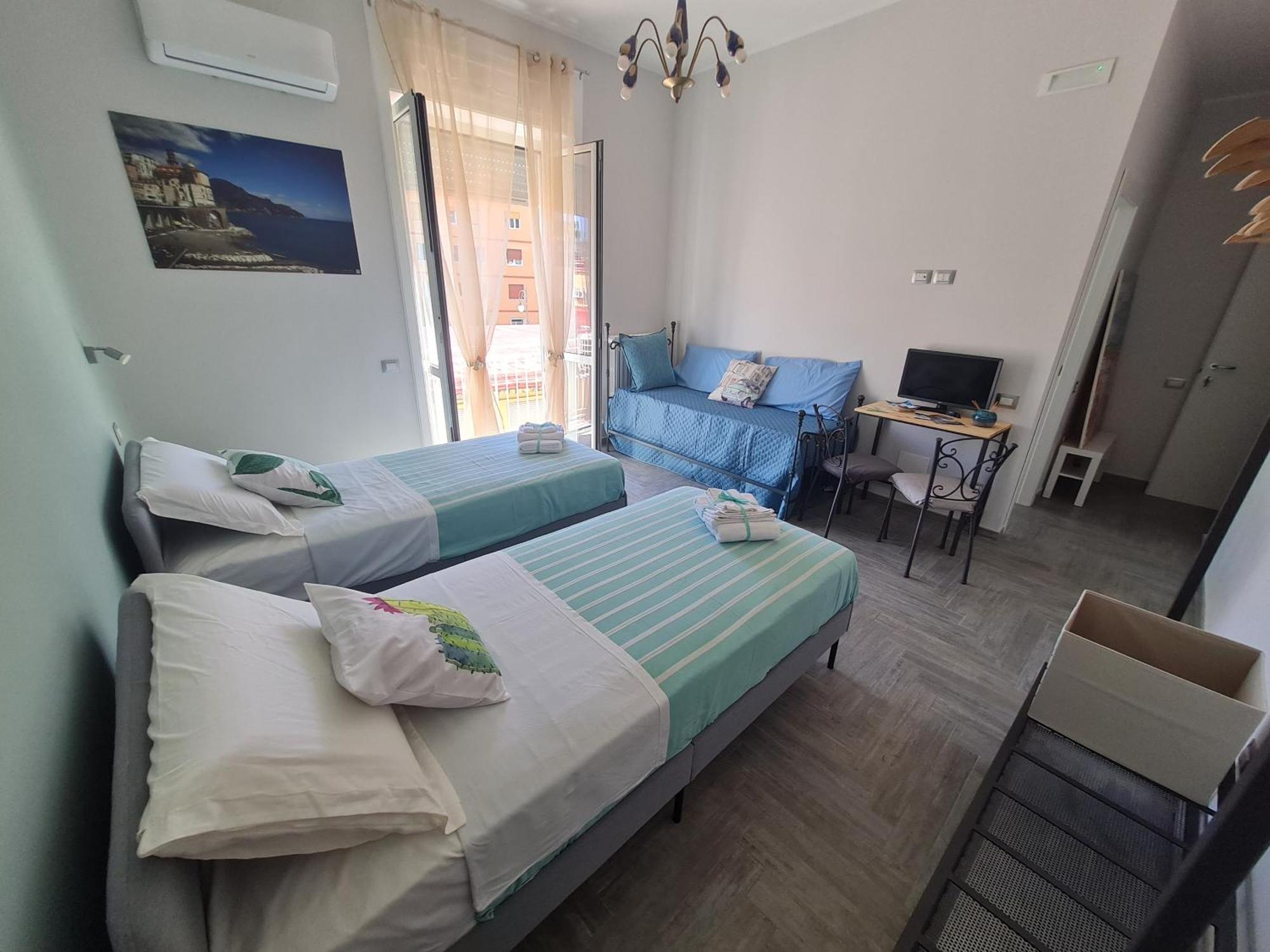 Costa Del Sole Bed & Breakfast Salerno Bagian luar foto