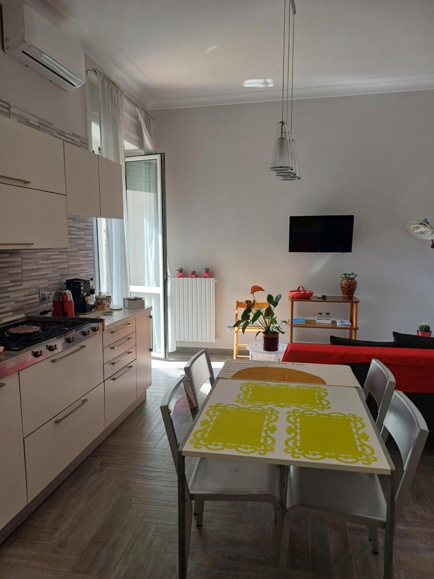 Costa Del Sole Bed & Breakfast Salerno Bagian luar foto