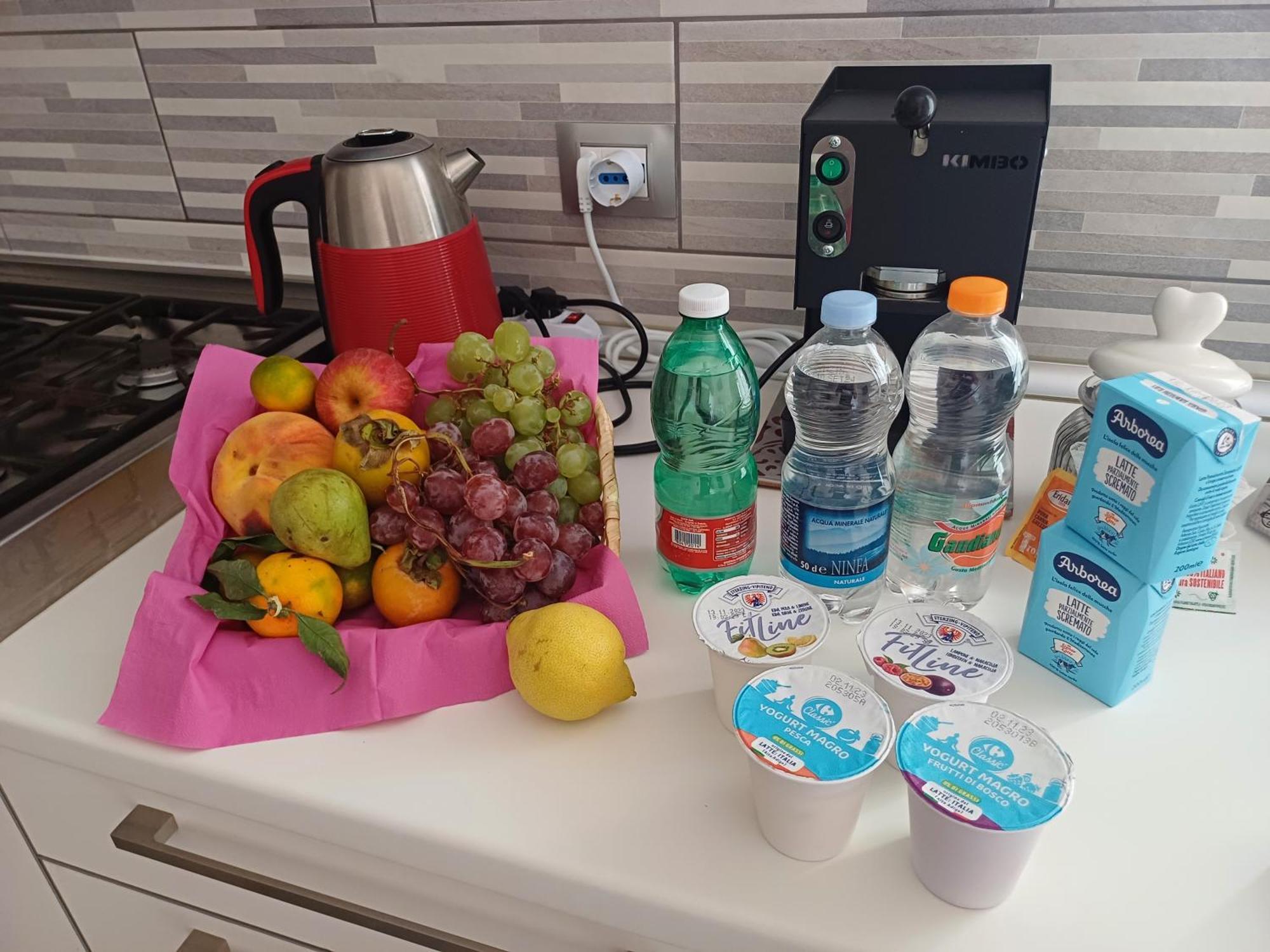 Costa Del Sole Bed & Breakfast Salerno Bagian luar foto